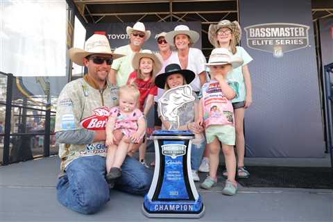 Joey Cifuentes III notches first Bassmaster Elite Series win on Lake Seminole