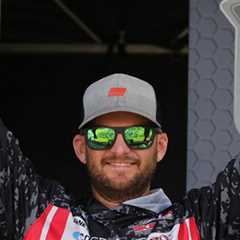 Midday Adjustment Helps LeHew Lake Opening-Round Lead At Bassmaster Elite Series Event On Lake St...