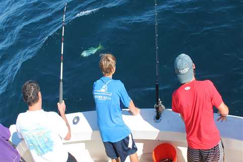 Chumming: Expert Tips to Catch More Fish